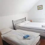 Holiday home Kuca Za Odmor Sanja *